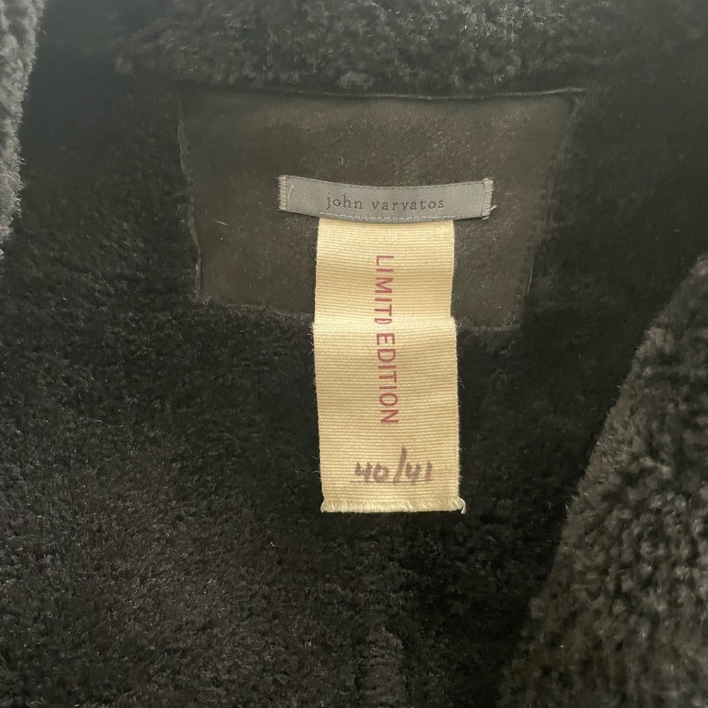 Gorgeous John Varvatos Coat - Picture 4 of 4